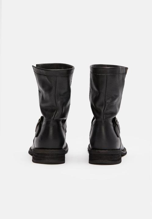 Image du produit Felmini GREDO 7176, la botte de motard intemporelle et la plus vendue de, est fabriquée en cuir souple. (42)