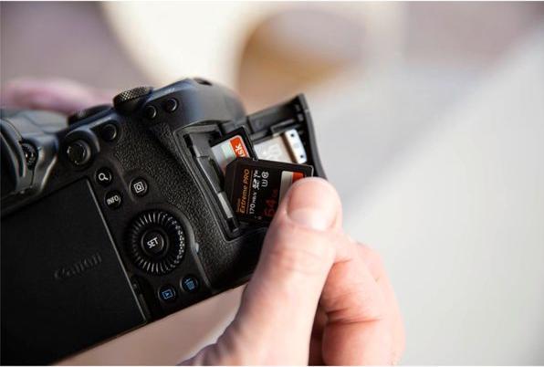 Image du produit Canon EOS R6 - (EU) (24 - 105 mm, 20.10 Mpx, Plein format)