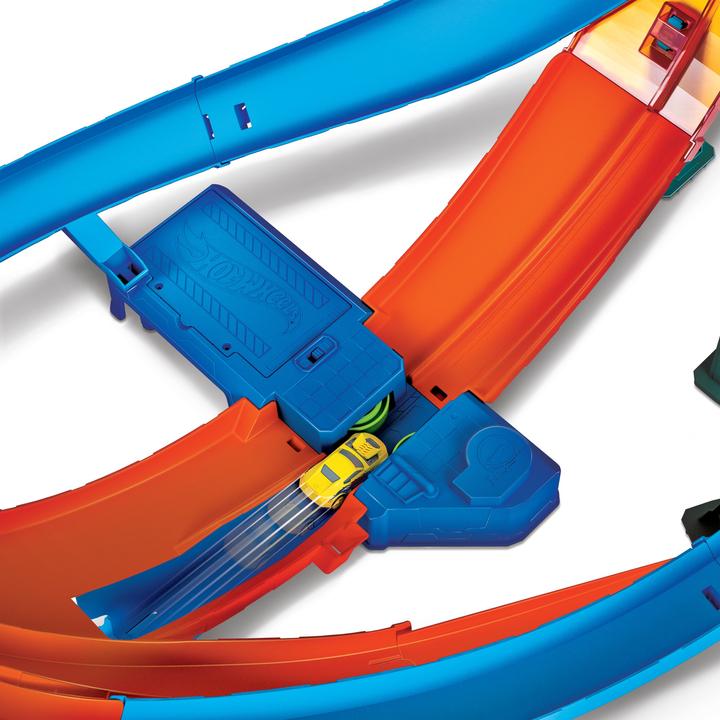 Produktbild Mattel Riesen Looping-Crash Trackset