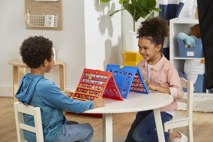 Image du produit Hasbro Gaming Qui est-ce? (Allemand)