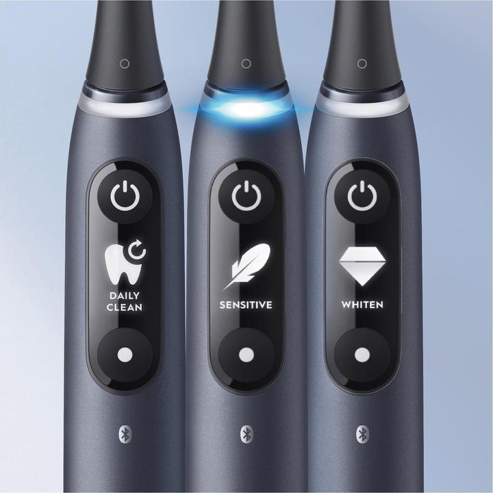 Actual product image Oral-B 7S (Oscillating toothbrush)