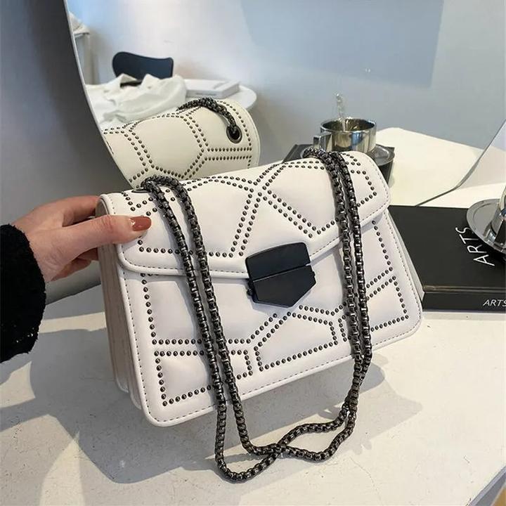 Image du produit Only-Bags.Store Vintage Nietenkette Kleine Umhängetaschen für Klappe PU Leder Mode