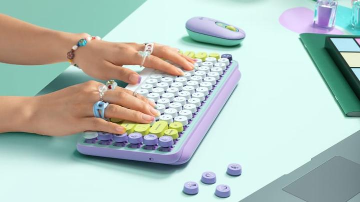 Immagine prodotto Logitech POP Keys (CH, Senza fili)