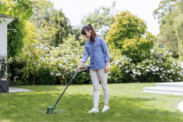 Actual product image Bosch Home & Garden EasyGrassCut 18V-26 (Trim line)