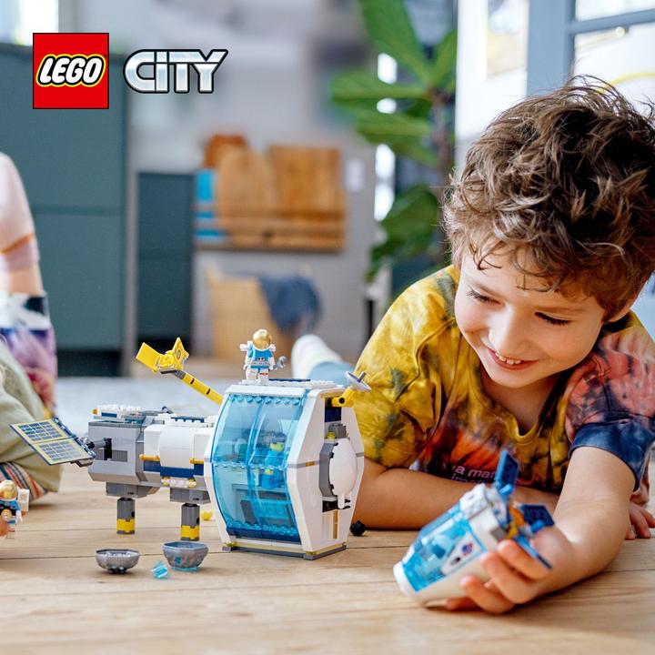 Image du produit LEGO Station spatiale lunaire (60349, LEGO City)