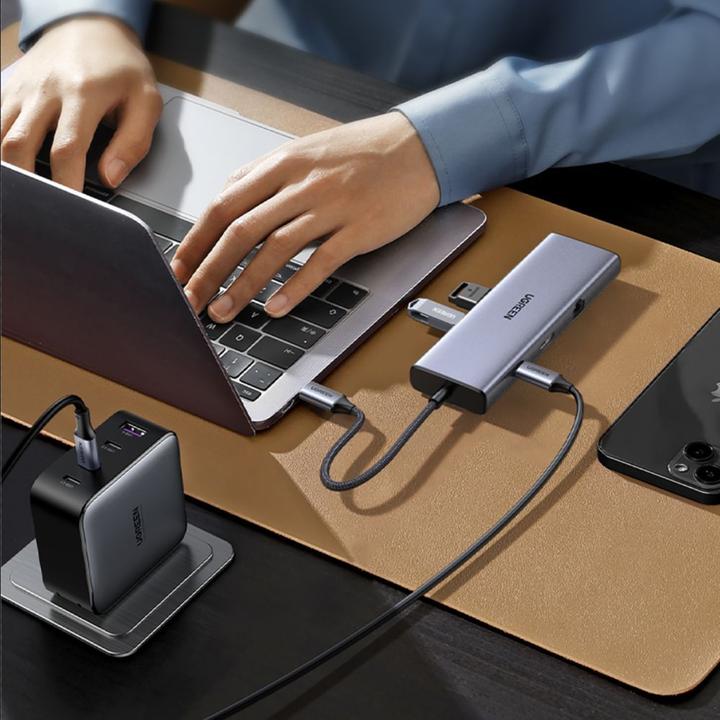 Actual product image Ugreen USB-C 9-In-1 Multifunction Adapter (USB-C, 9 Ports)