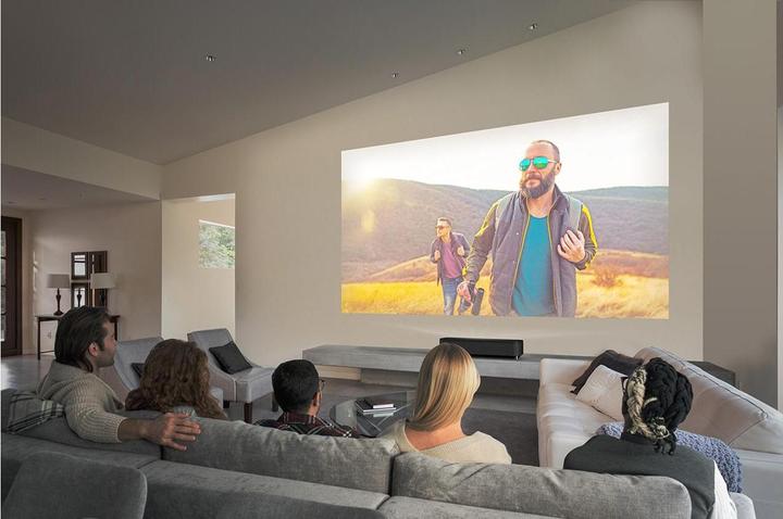 Image du produit Epson EH-LS800B (Full HD, 4000 lm, 0.16 - 0.4:1)