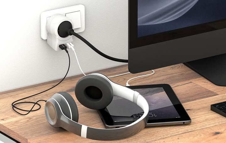 Produktbild Skross 1500282 Zwischensteckdose mit USB Weiss