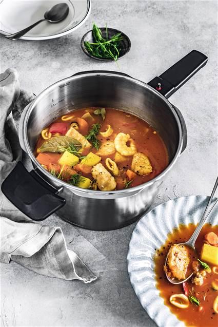 Produktbild Fissler Vitaquick Premium (22 cm, Kochtopf, Edelstahl)