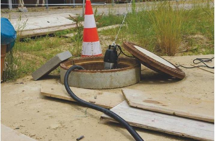 Produktbild T.I.P. Schmutzwasser-Tauchpumpe 30140 (Schmutzwasserpumpe)