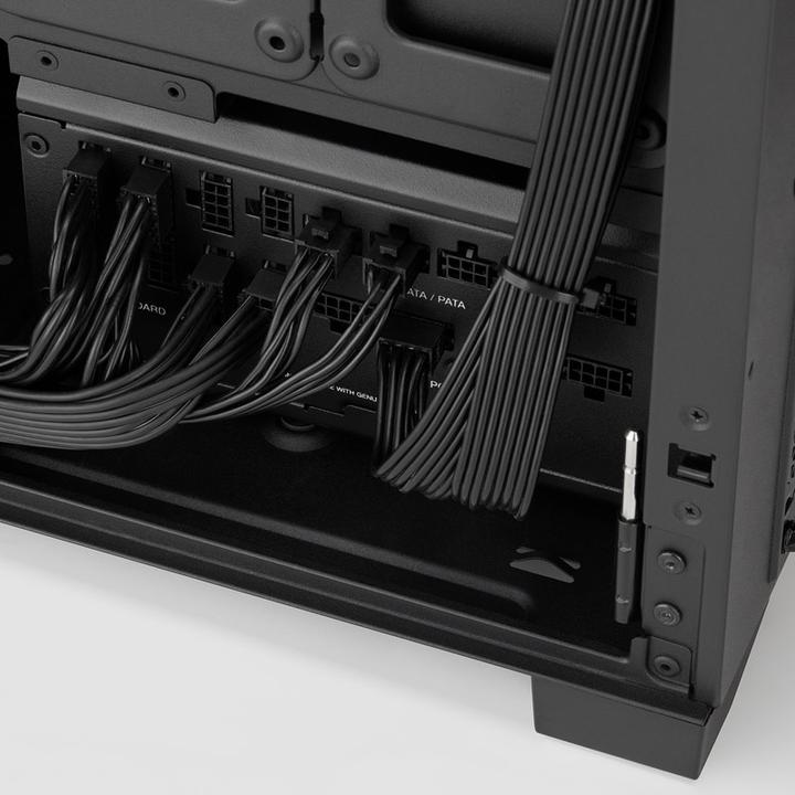 Productafbeelding Corsair RM850x SHIFT 80 PLUS Gold (850 W)