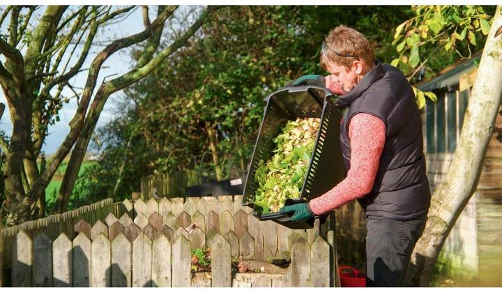 Produktbild Bosch Home & Garden AXT 23 TC
