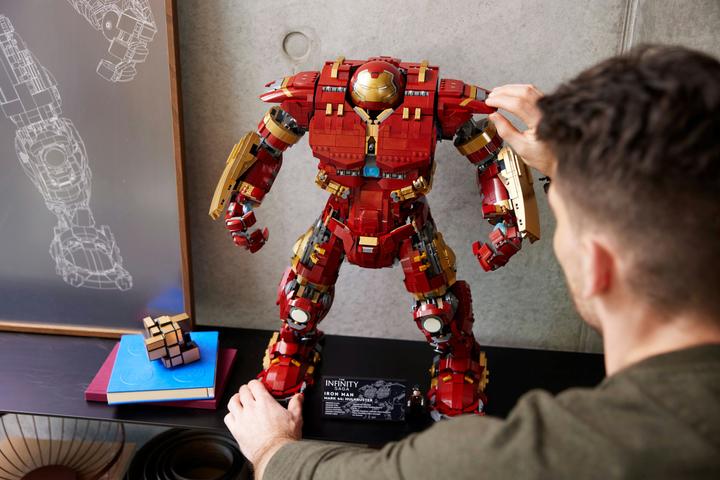 Image du produit LEGO Hulkbuster (76210, LEGO difficiles à trouver, LEGO Marvel)