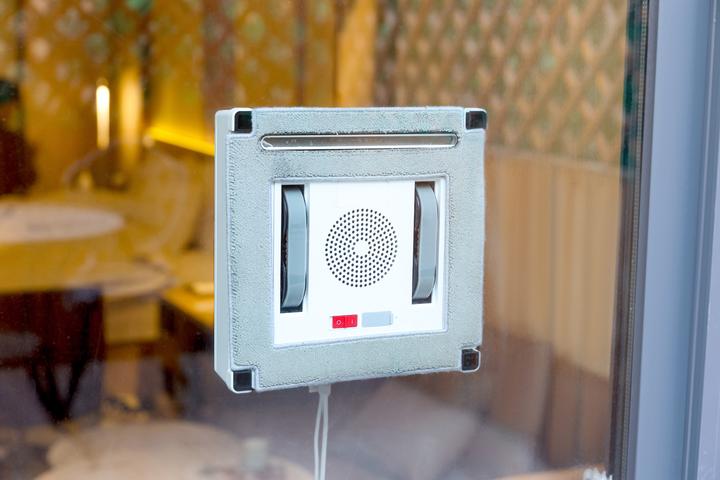 Actual product image Mamibot W120-F Spray