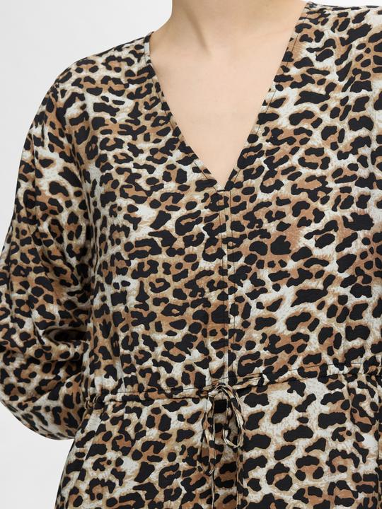 Actual product image Selected Femme Print maxi dress (36)