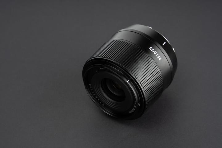 Actual product image TTArtisan AF 35mm F/1.8 Sony E (Sony E, APS-C / DX)