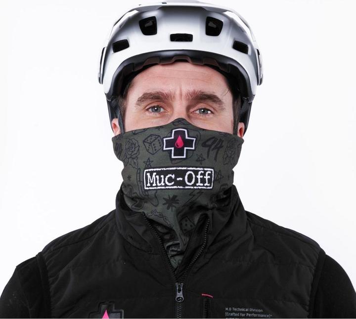 Actual product image Muc-Off Lightweight Neck Gaiter green