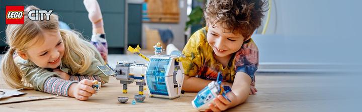 Image du produit LEGO Station spatiale lunaire (60349, LEGO City)