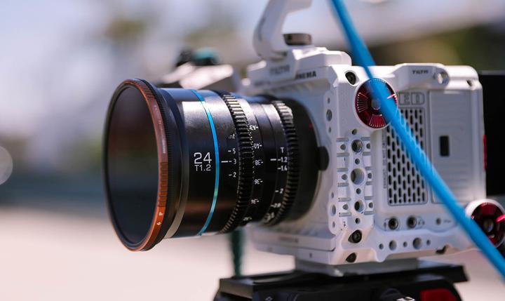 Produktbild Sirui Nightwalker 24 35+55mm T1.2 S35 MF Cine Lens Bundle X-Mount (Fujifilm X, APS-C / DX)