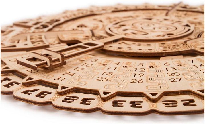 Produktbild Wood Trick Maya-Kalender - Holzbausatz