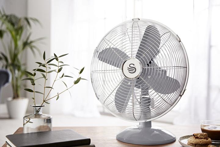 Image du produit Swan Retro SFA12620GRN Ventilateur Gris