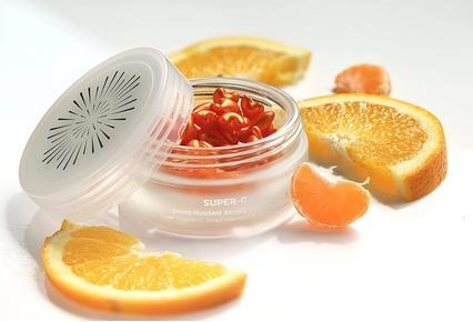 Actual product image Oskia Super C Smart Nutrient Beauty Capsules (60 ml)