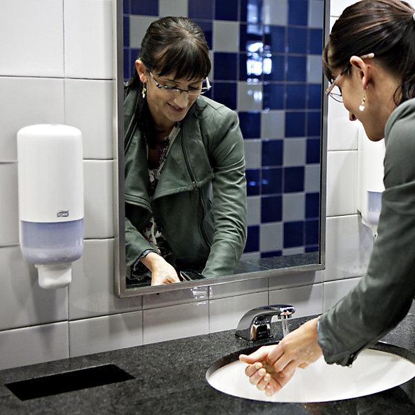Actual product image Tork Soap dispenser