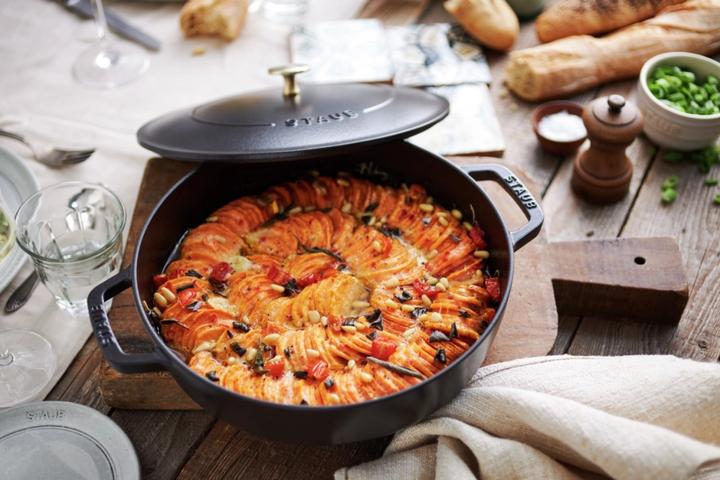 Produktbild Staub Braiser (28 cm, Bräter + Schmortopf, Gusseisen)