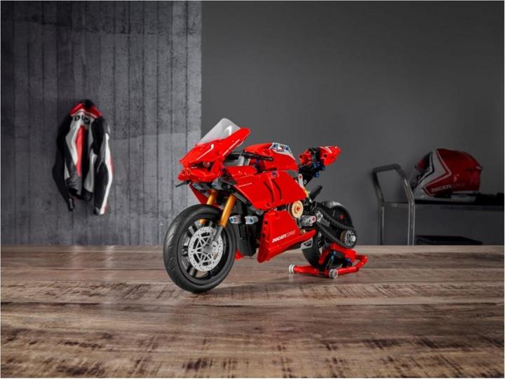 Image du produit LEGO Ducati Panigals V4 R (42107, LEGO Technic)
