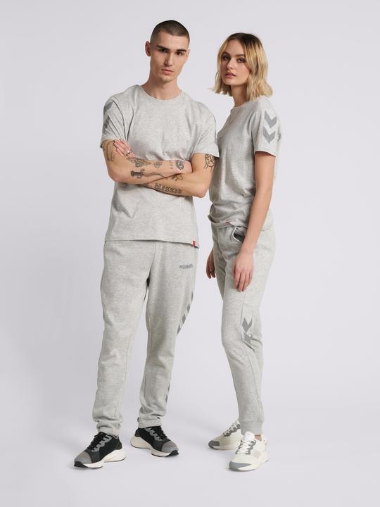 Image du produit hummel Legacy Chevron T-Shirt (S)