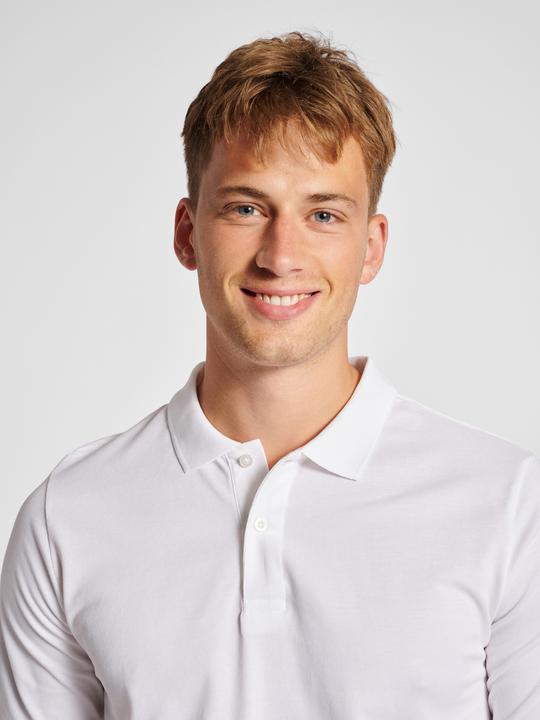 Actual product image hummel Red Classic Polo (S)