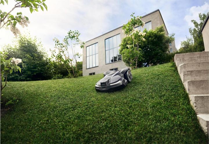 Actual product image Husqvarna 430X Nera Automower (3200 m², Without boundary wire, Boundary wire)