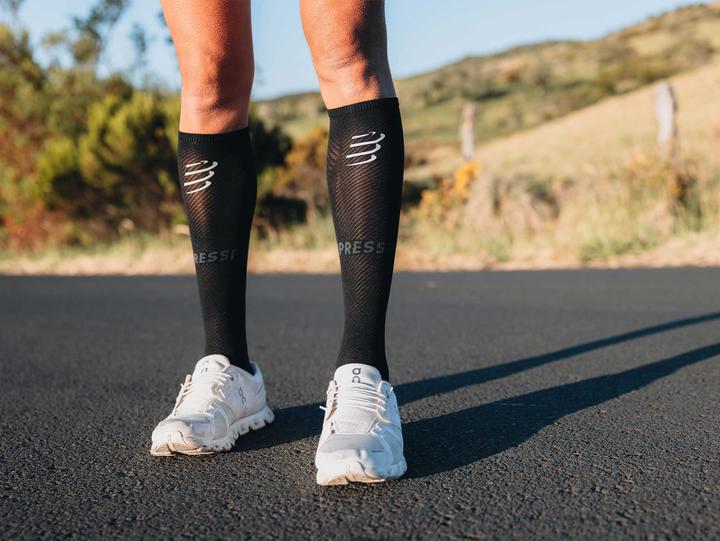 Produktbild Compressport FULL SOCKS Oxygen black (45 - 48)