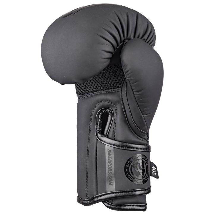 Actual product image 8Weapons Boxing Gloves, Kids, Unlimited 2.0, black-black, 2 Oz