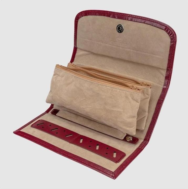 Actual product image Windrose Merino jewellery roll leather 20 cm