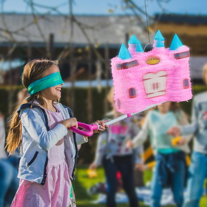 Actual product image Relaxdays Pinata castle