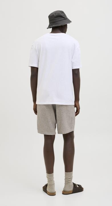 Actual product image Jack & Jones Tapered Fit Shorts Shorts (L)