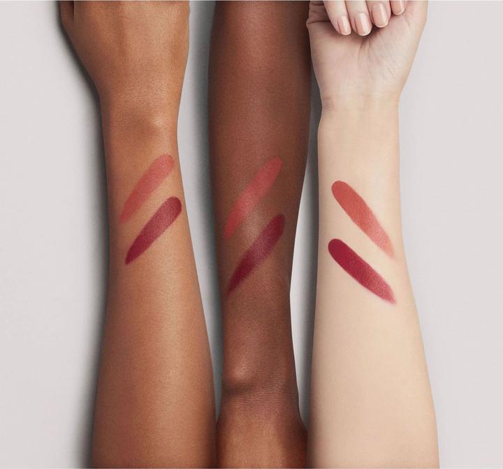 Actual product image MAC Cosmetics Lipstick / Tempting Fate (Avant Garnet)