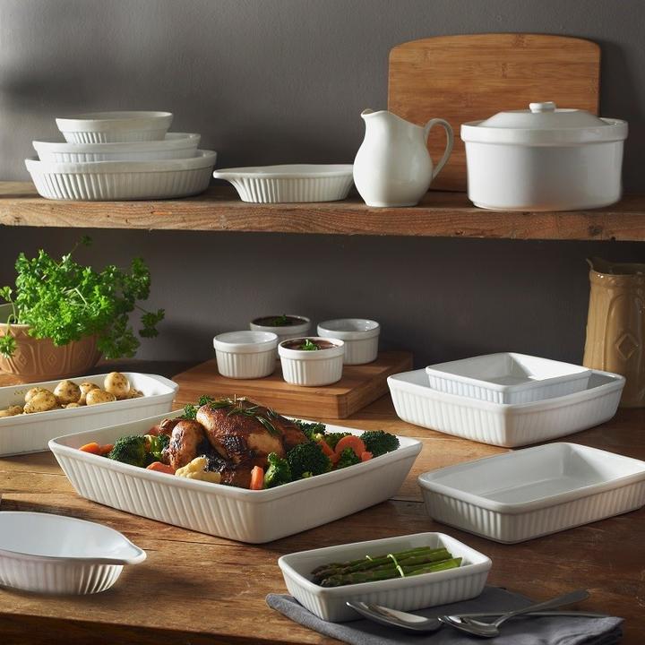 Produktbild Mason Cash 2001.546 Classic Collection Set of 4 White 9cm Stoneware Ramekin Souffle Dishes, Ceramic, 9 x 9 x 5 (9 cm)