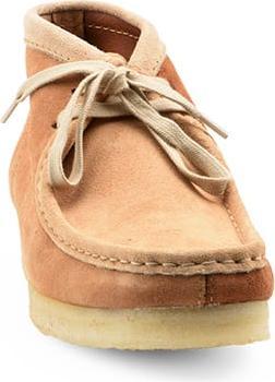 Actual product image Clarks Wallabee Boot (35.5)