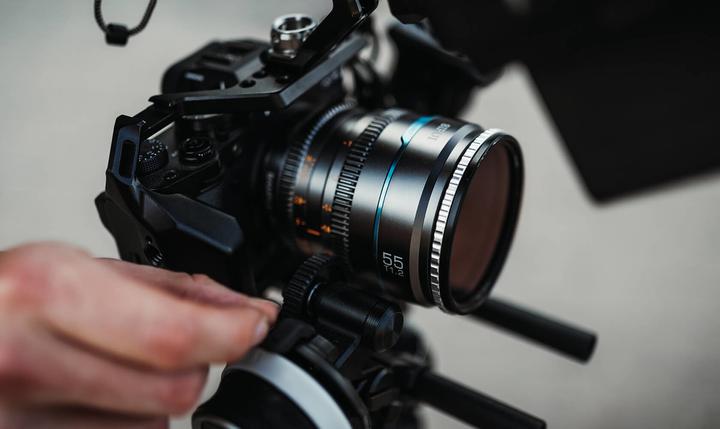 Produktbild Sirui Nightwalker 24 35+55mm T1.2 S35 MF Cine Lens Bundle X-Mount (Fujifilm X, APS-C / DX)