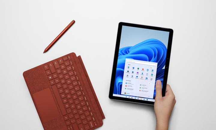 Produktbild Microsoft Surface Go 3 (10.51", Intel Core i3-10110Y, 8 GB, 128 GB)