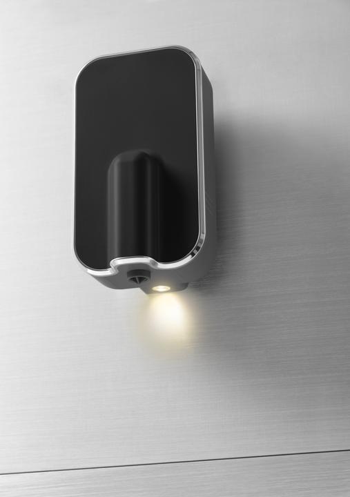 Actual product image Smeg BCC11BLMEU (EU plug)