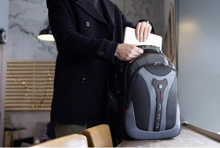 Actual product image Wenger Pegasus (25 l)