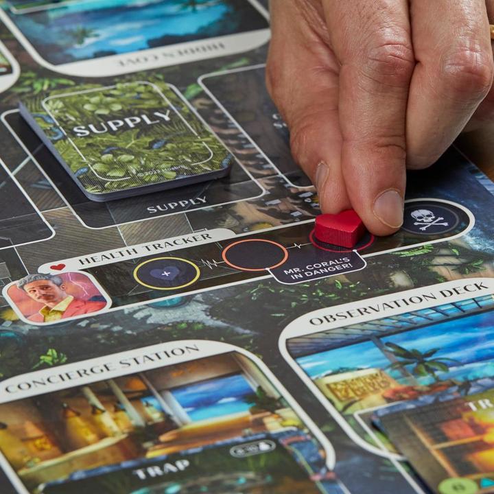 Actual product image Hasbro Gaming Cluedo Conspiracy (French)