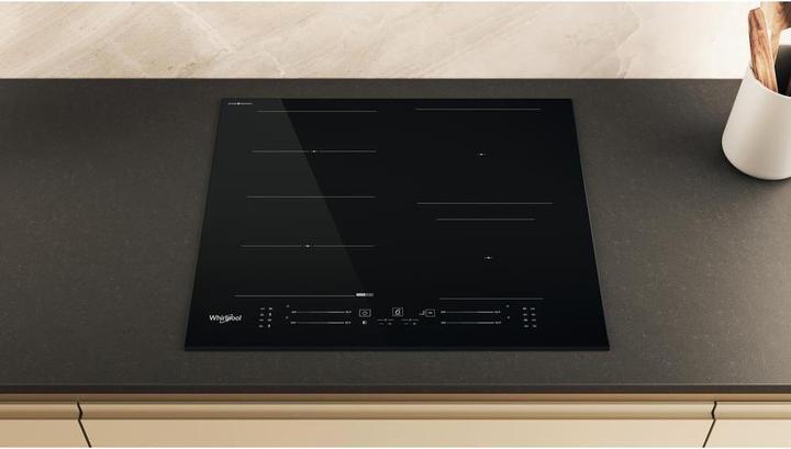 Actual product image Whirlpool Built in induction hob