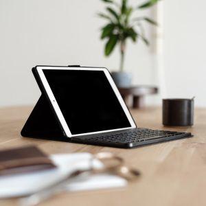Actual product image Accezz QWERTY Keyboard Bookcase iPad Air (2025 / 2024 / 2022 / 2020) / Pro 11 (2022 - 2018)