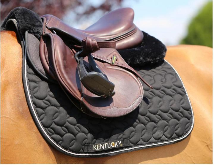 Image du produit Kentucky Horsewear Tapis de selle en peau d'agneau Half Pad Anatomic Absorb