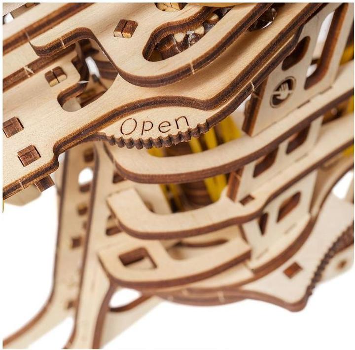 Actual product image Ugears Aircraft starter mechanical model kit