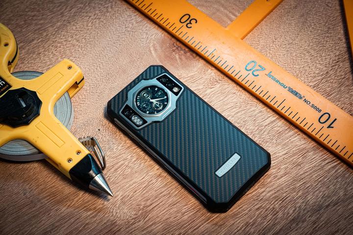Produktbild Oukitel WP 21 (256 GB, Schwarz, 6.78", Dual SIM, 64 Mpx, 4G)
